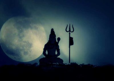 25 | GURU PURNIMA | 24.7. * This ritual night has been reserved since aeons to give honour not only to the personalities of one’s teachers, but also to the principle of devotion and effort that the teacher represents.
